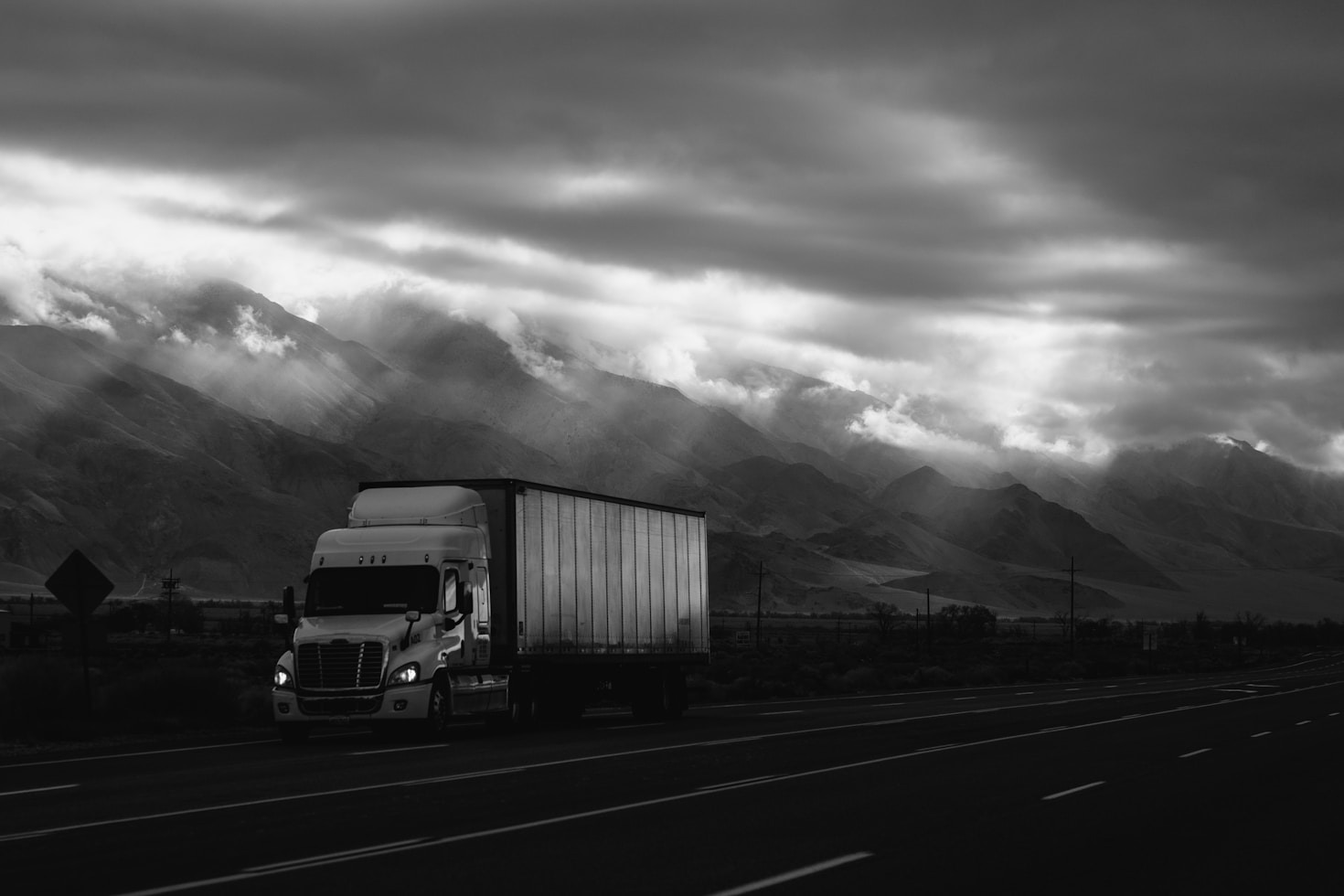 Top Features to Look for in an ELD Platform